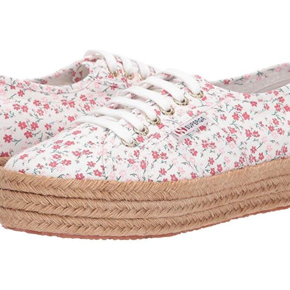 Superga Red Floral size 9 1/2 espadrille sneaker - Picture 1 of 4
